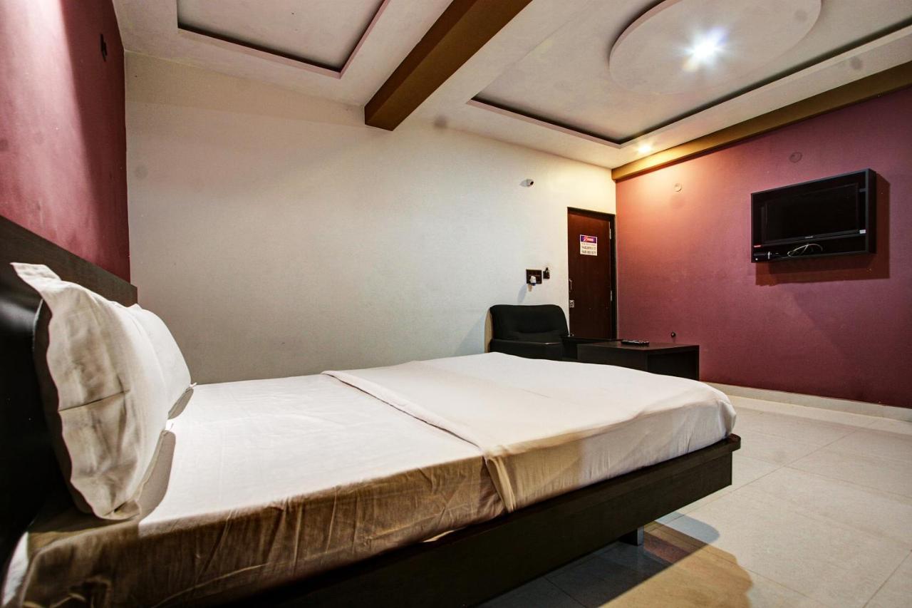 Hôtel Spot On 37197 Mallya Residency à Someshwar Extérieur photo