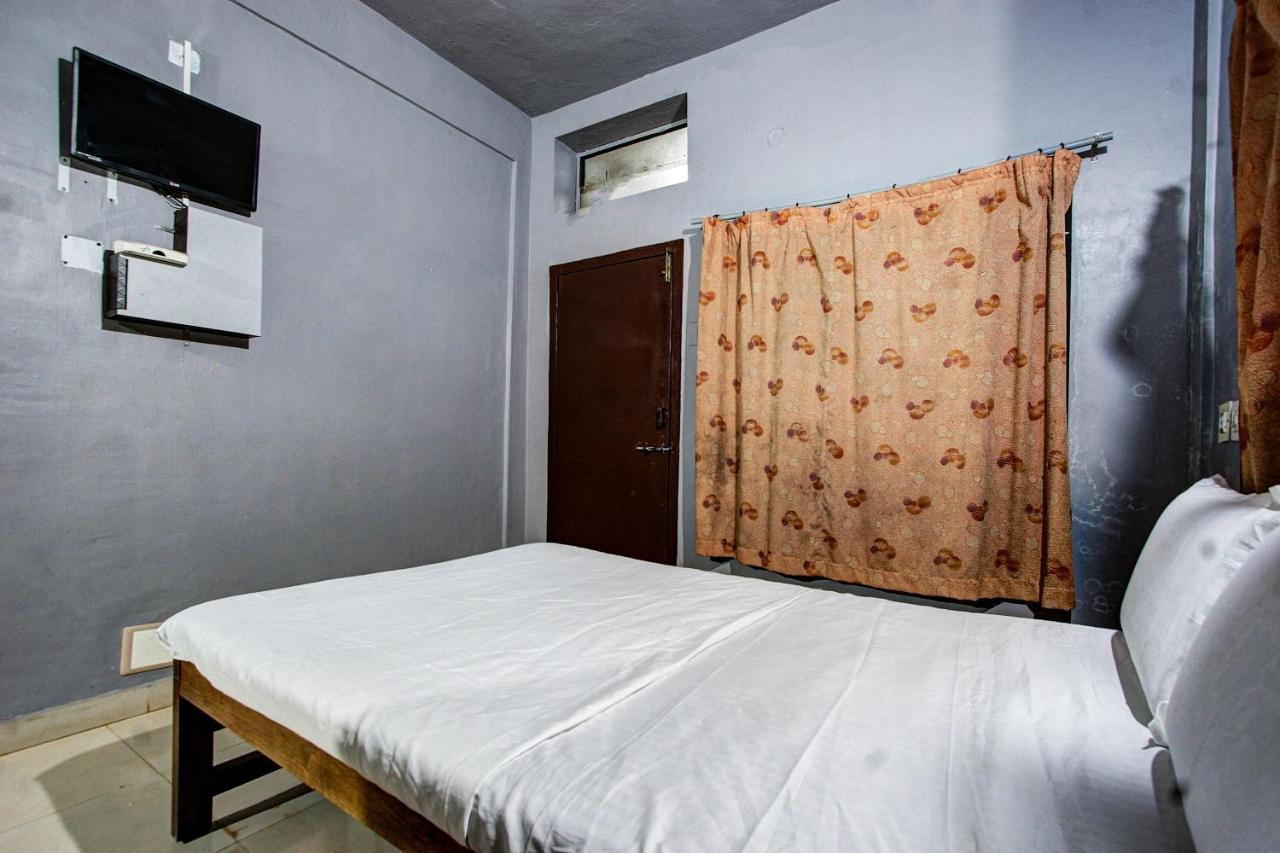 Hôtel Spot On 37197 Mallya Residency à Someshwar Extérieur photo
