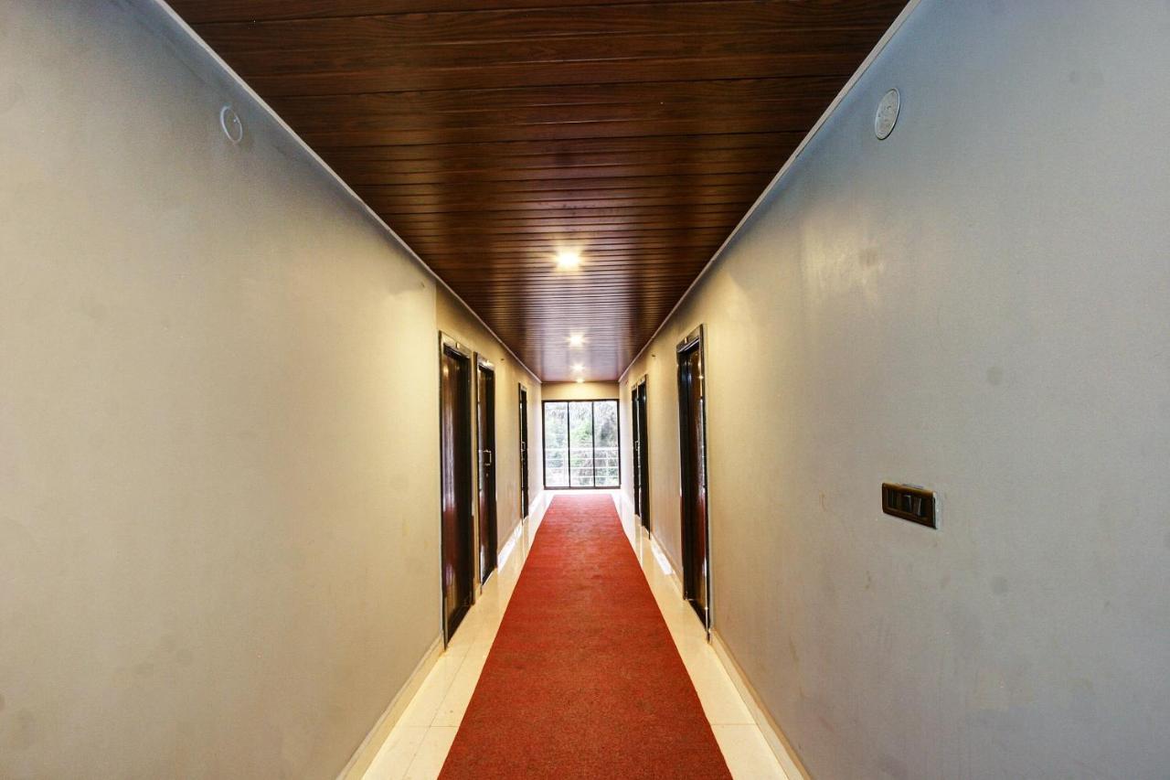 Hôtel Spot On 37197 Mallya Residency à Someshwar Extérieur photo