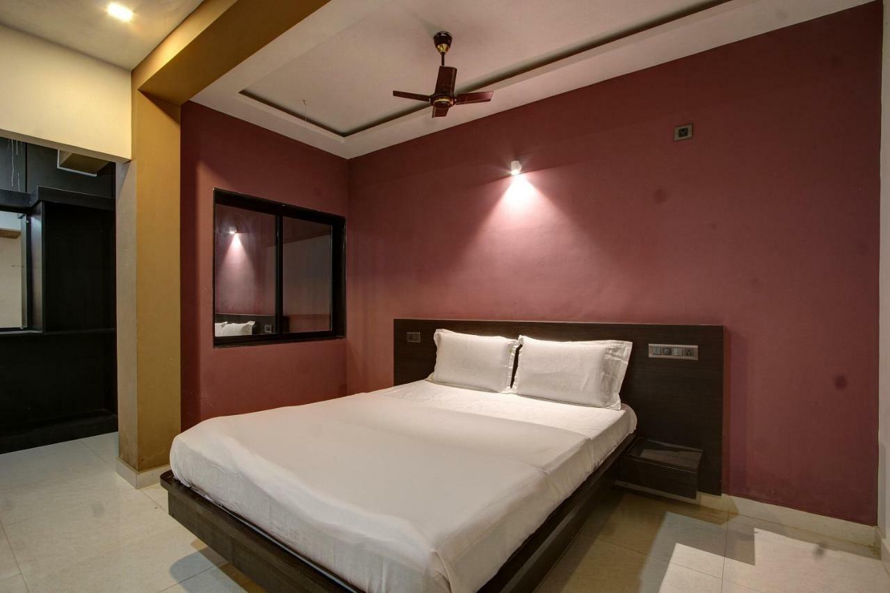 Hôtel Spot On 37197 Mallya Residency à Someshwar Extérieur photo